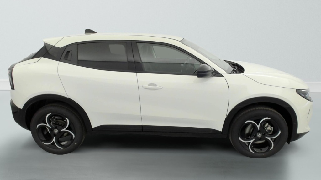 ALFA ROMEO Junior 1.2 Ibrida 145 ch e-DCT6 Ti - ref: 1-381576 - Photo 8