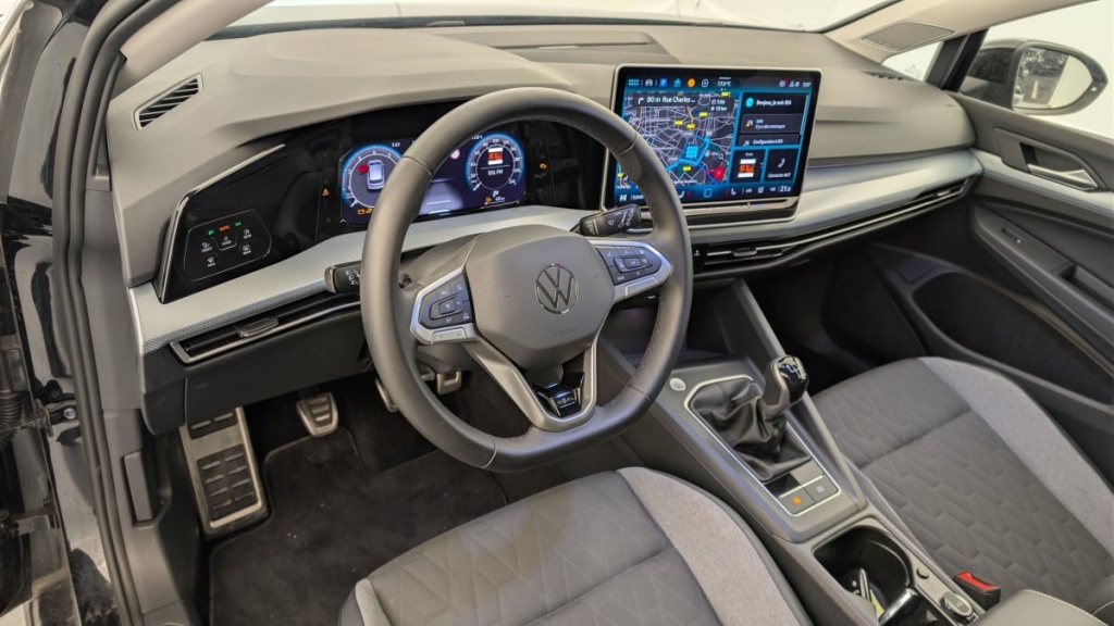 VOLKSWAGEN Golf 1.5 TSI EVO2 116 BVM6 LIFE PLUS - ref: 1-381583 - Photo 15