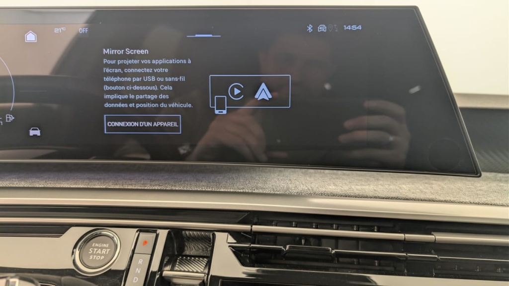 PEUGEOT 5008 HYBRID 145 CH E-DCS6 ALLURE - ref: 1-382162 - Photo 17