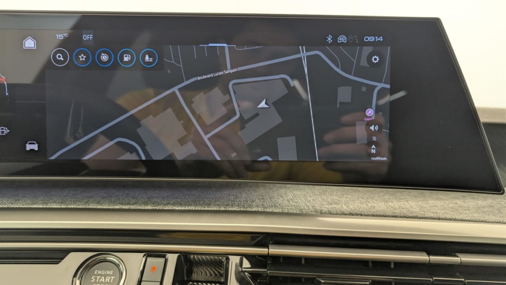 PEUGEOT 5008 HYBRID 145 CH E-DCS6 ALLURE - ref: 1-382337 - Photo 18