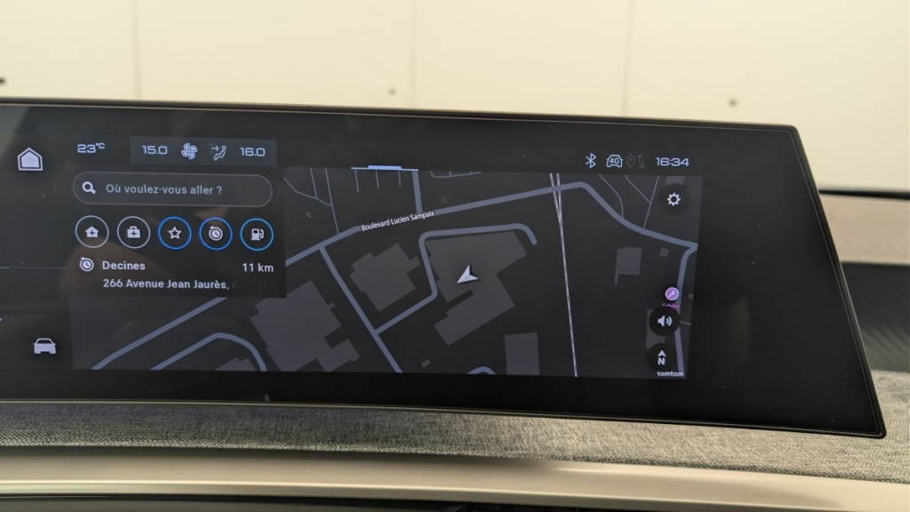 PEUGEOT 5008 HYBRID 145 CH E-DCS6 ALLURE - ref: 1-382338 - Photo 17