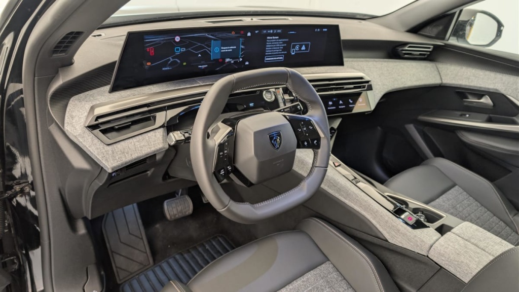 PEUGEOT 3008 Hybrid 145 e-DCS6 Allure - ref: 1-382506 - Photo 15