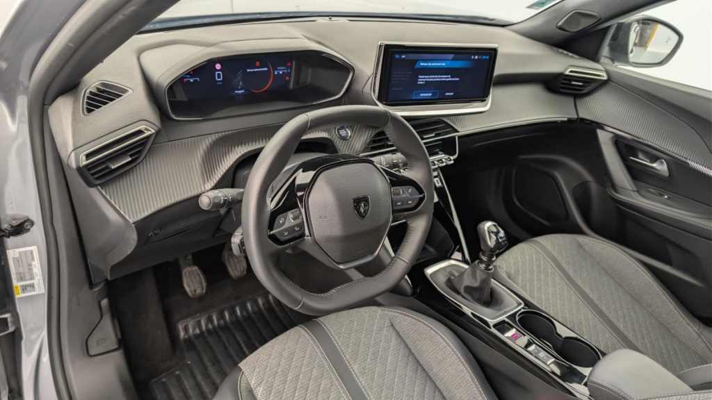 PEUGEOT 2008 100 S S BVM6 Allure - ref: 1-382589 - Photo 15