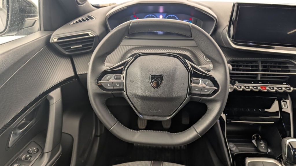 PEUGEOT 2008 100 S S BVM6 Allure - ref: 1-382894 - Photo 14