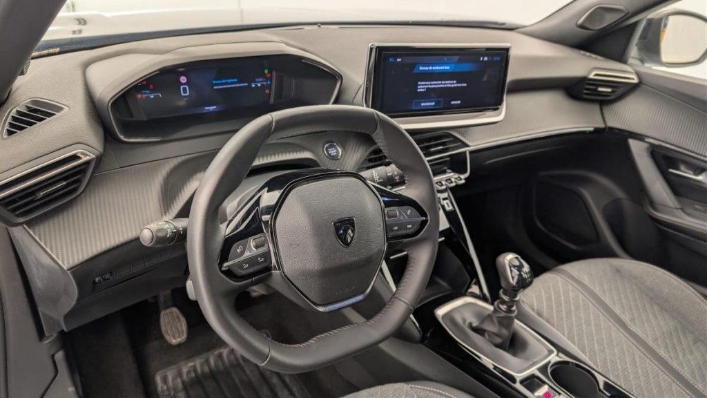 PEUGEOT 2008 100 S S BVM6 Allure - ref: 1-382895 - Photo 15