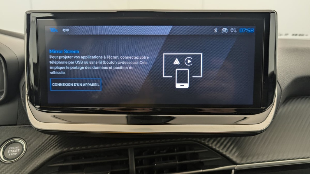 PEUGEOT 2008 Hybrid 145 e-DCS6 Allure - ref: 1-383005 - Photo 18