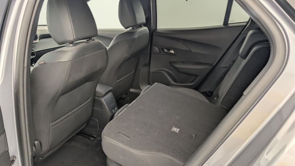 PEUGEOT 2008 Hybrid 145 e-DCS6 Allure - ref: 1-383008 - Photo 12