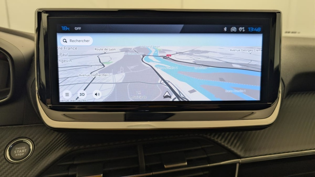 PEUGEOT 2008 Hybrid 145 e-DCS6 Allure - ref: 1-383008 - Photo 18