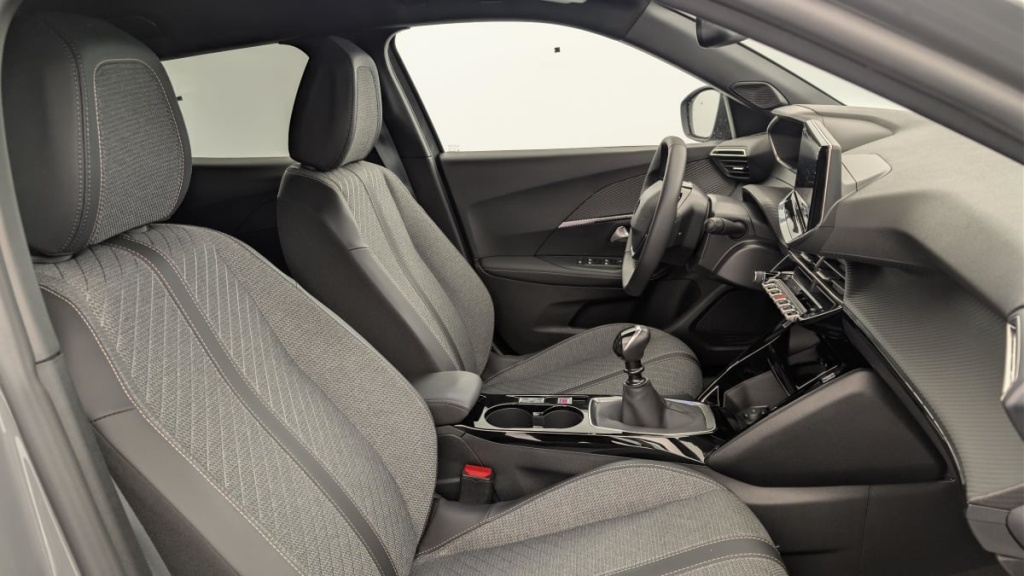 PEUGEOT 2008 100 S S BVM6 Allure - ref: 1-383070 - Photo 9