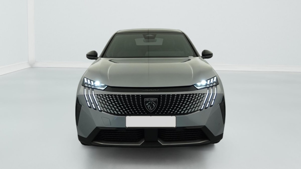 PEUGEOT 3008 Hybrid 145 e-DCS6 GT - ref: 1-383072 - Photo 2