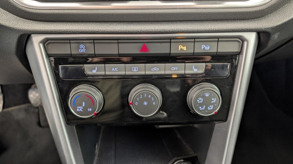 VOLKSWAGEN T-Roc Cabriolet 1.0 TSI 110 Start Stop BVM6 Style - ref: 1-383270 - Photo 20