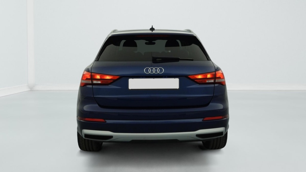 AUDI Q3 35 TDI 150 ch S tronic 7 Design - ref: 1-383608 - Photo 6
