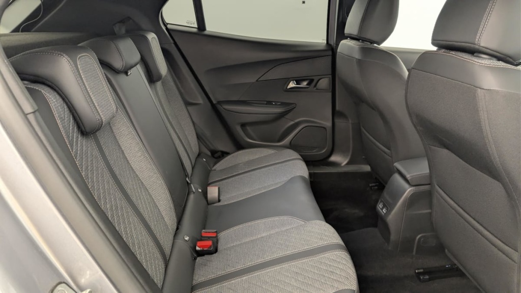 PEUGEOT 2008 100 S S BVM6 Allure - ref: 1-384440 - Photo 10