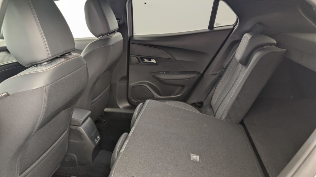 PEUGEOT 2008 100 S S BVM6 Allure - ref: 1-384440 - Photo 12