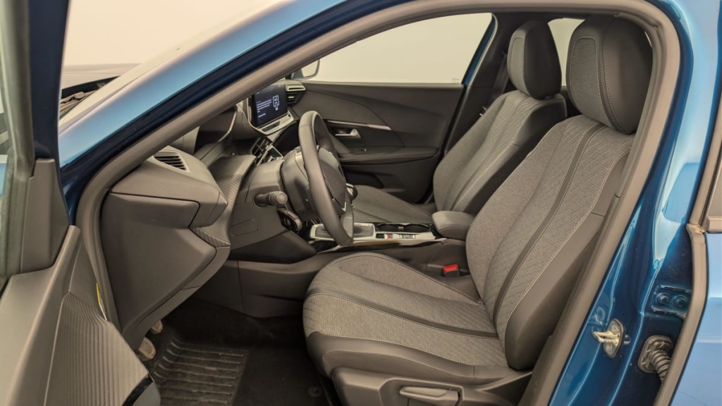 PEUGEOT 2008 100 S S BVM6 Allure - ref: 1-384478 - Photo 16