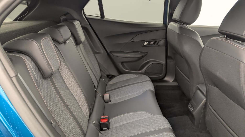 PEUGEOT 2008 100 S S BVM6 Allure - ref: 1-384562 - Photo 10