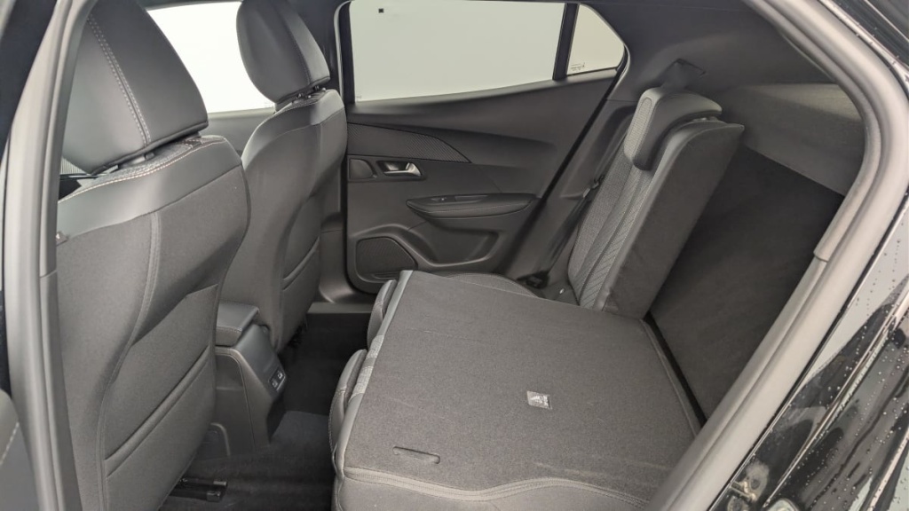 PEUGEOT 2008 100 S S BVM6 Allure - ref: 1-384638 - Photo 12