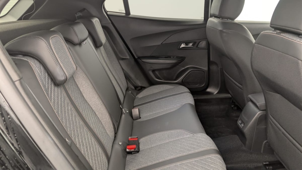 PEUGEOT 2008 100 S S BVM6 Allure - ref: 1-384640 - Photo 10