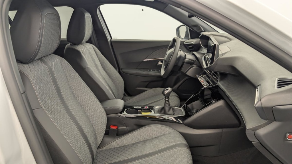 PEUGEOT 2008 100 S S BVM6 Allure - ref: 1-384641 - Photo 9