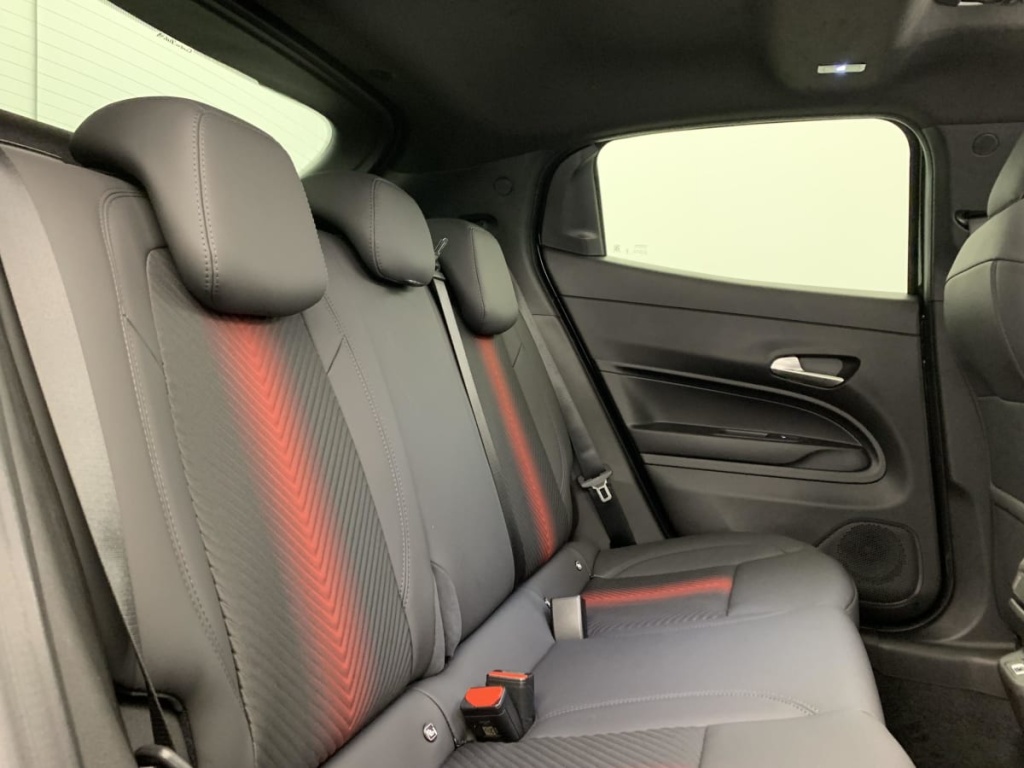 ALFA ROMEO Junior 1.2 Ibrida 145 ch e-DCT6 Q4 Ti - ref: 1-385512 - Photo 10