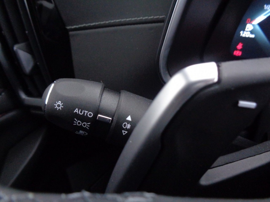 DS DS9 HYBRIDE E-TENSE 225CH EAT8 RIVOLI+ - ref: 2-665693 - Photo 6