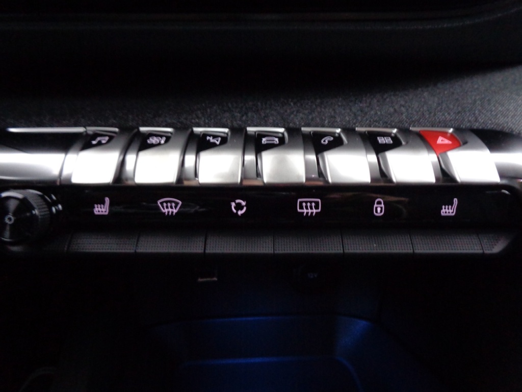 PEUGEOT 5008 1.2 PURETECH 130CH EAT8 ALLURE PACK - ref: 2-677239 - Photo 3