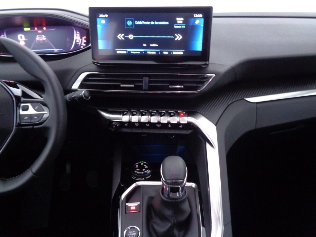 PEUGEOT 3008 1.2 PURETECH 130CH ALLURE - ref: 2-677266 - Photo 20