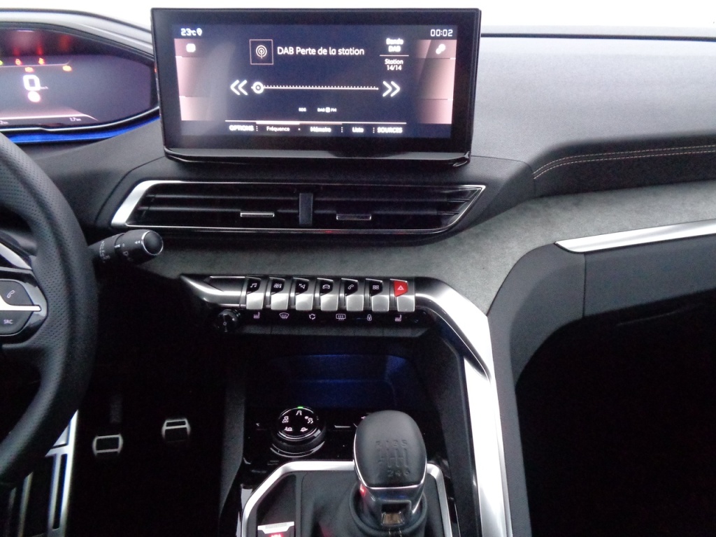 PEUGEOT 3008 1.2 PURETECH 130CH GT - ref: 2-677832 - Photo 20