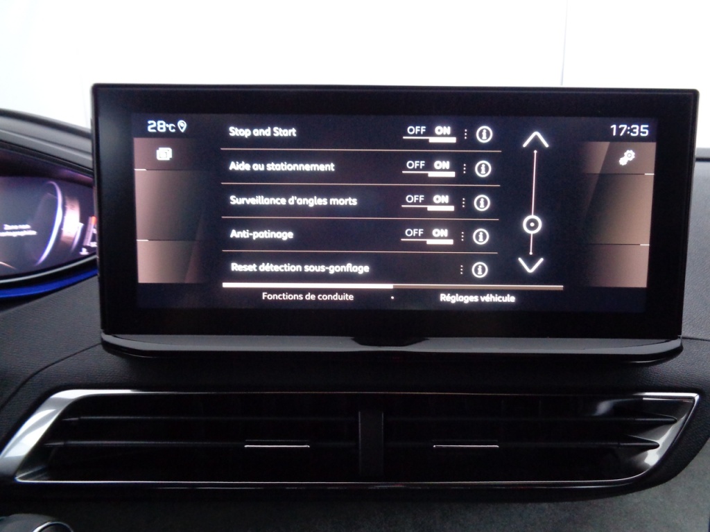 PEUGEOT 3008 1.2 PURETECH 130CH EAT8 GT - ref: 2-678817 - Photo 2