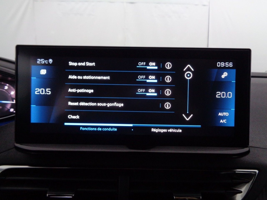PEUGEOT 3008 1.2 PURETECH 130CH ALLURE PACK - ref: 2-687374 - Photo 4