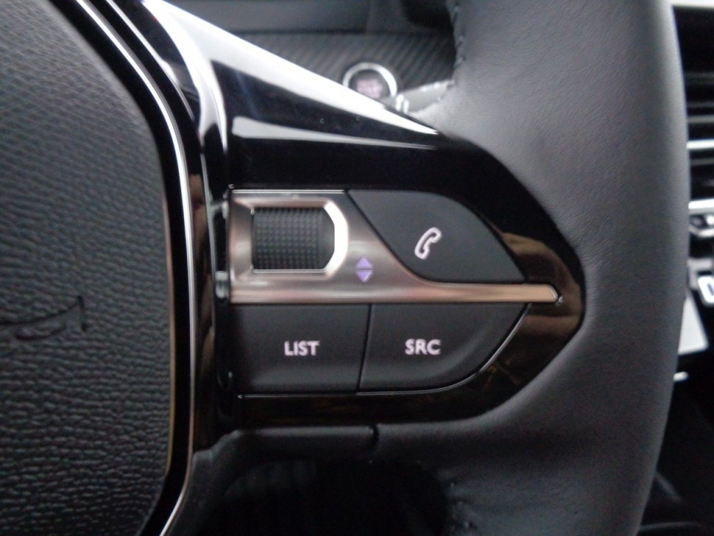 PEUGEOT 2008 1.2 PURETECH 100CH S&S ALLURE NM - ref: 2-687520 - Photo 6