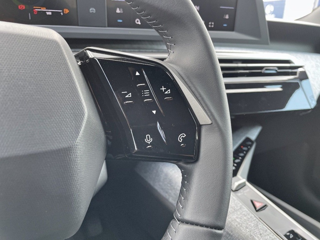 PEUGEOT 3008 HYBRID 136CH E-DCS6 ALLURE - ref: 2-755444 - Photo 13