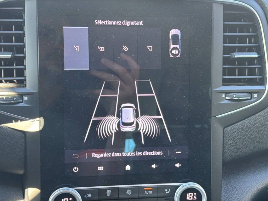 RENAULT Megane Estate 1.5 BLUEDCI 115CH EDC TECHNO - ref: 2-765968 - Photo 10