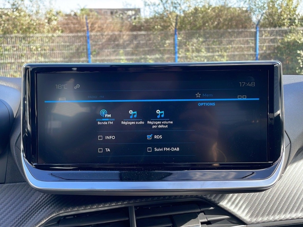 PEUGEOT 2008 1.2 PURETECH 100CH S&S STYLE - ref: 2-768812 - Photo 19