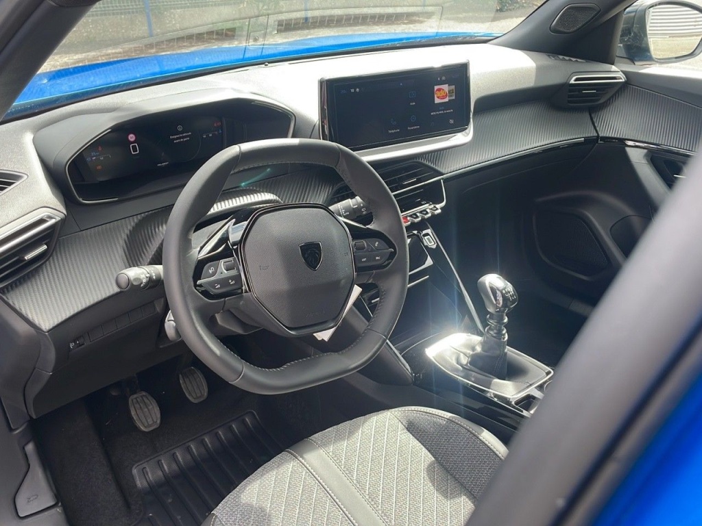 PEUGEOT 2008 1.2 PURETECH 100CH S&S ALLURE - ref: 2-768938 - Photo 3