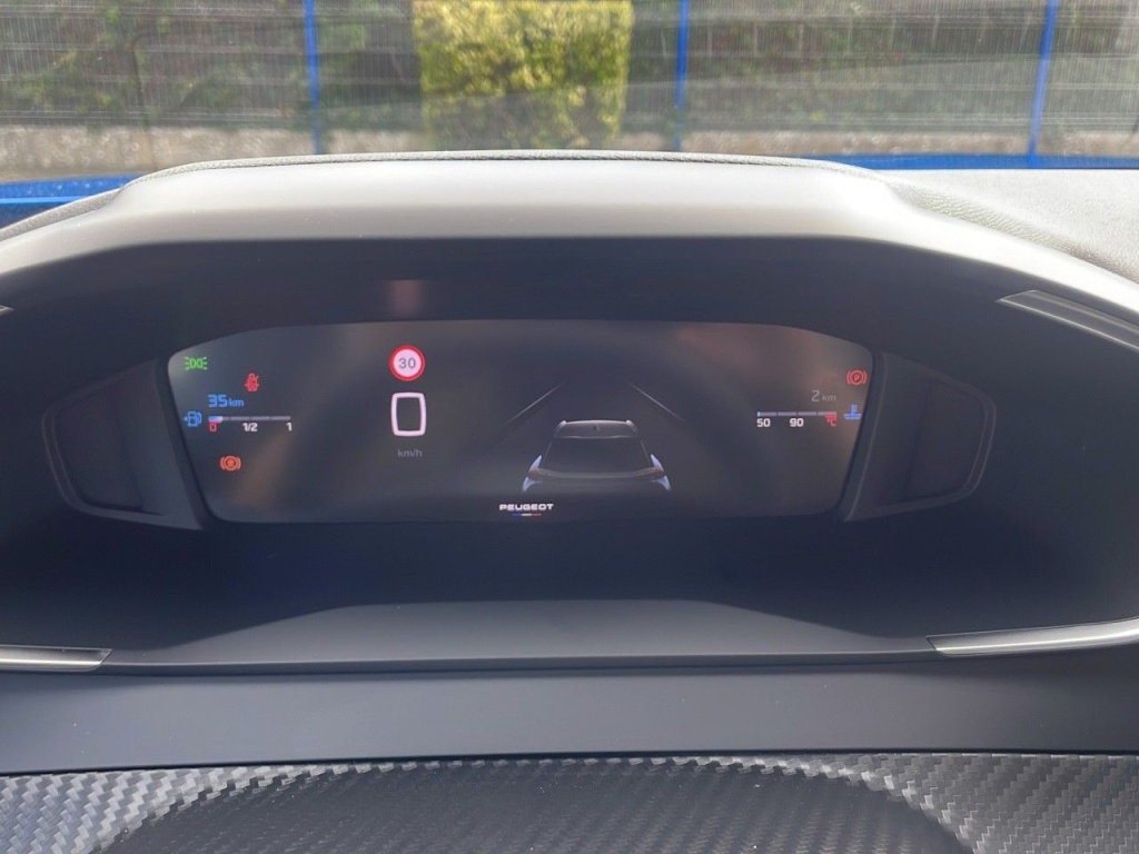 PEUGEOT 2008 1.2 PURETECH 100CH S&S ALLURE - ref: 2-768938 - Photo 9