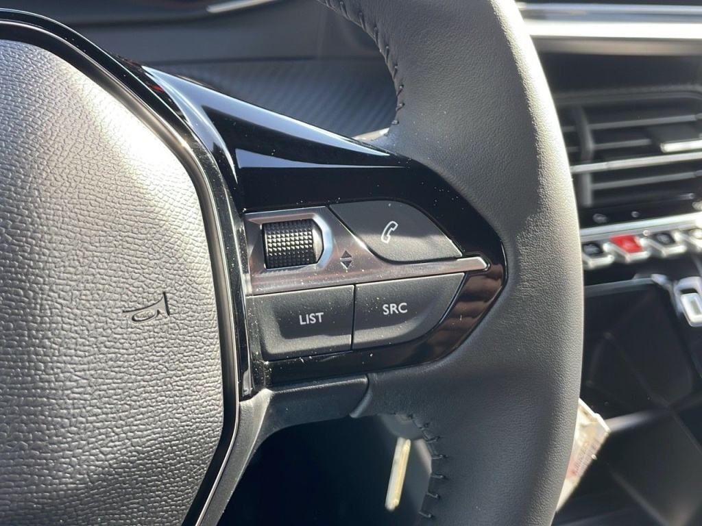 PEUGEOT 2008 1.2 PURETECH 100CH S&S ACTIVE - ref: 2-768939 - Photo 15