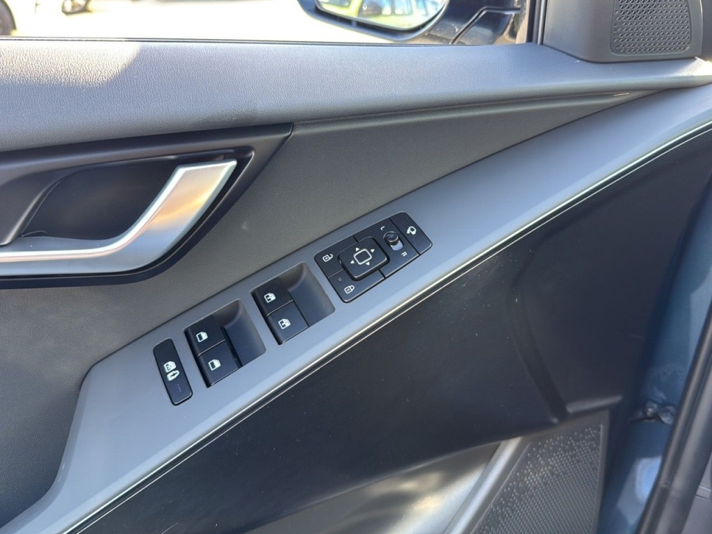 KIA Niro 1.6 GDI PHEV 171CH 2WD EVOLUTION - ref: 2-769052 - Photo 20