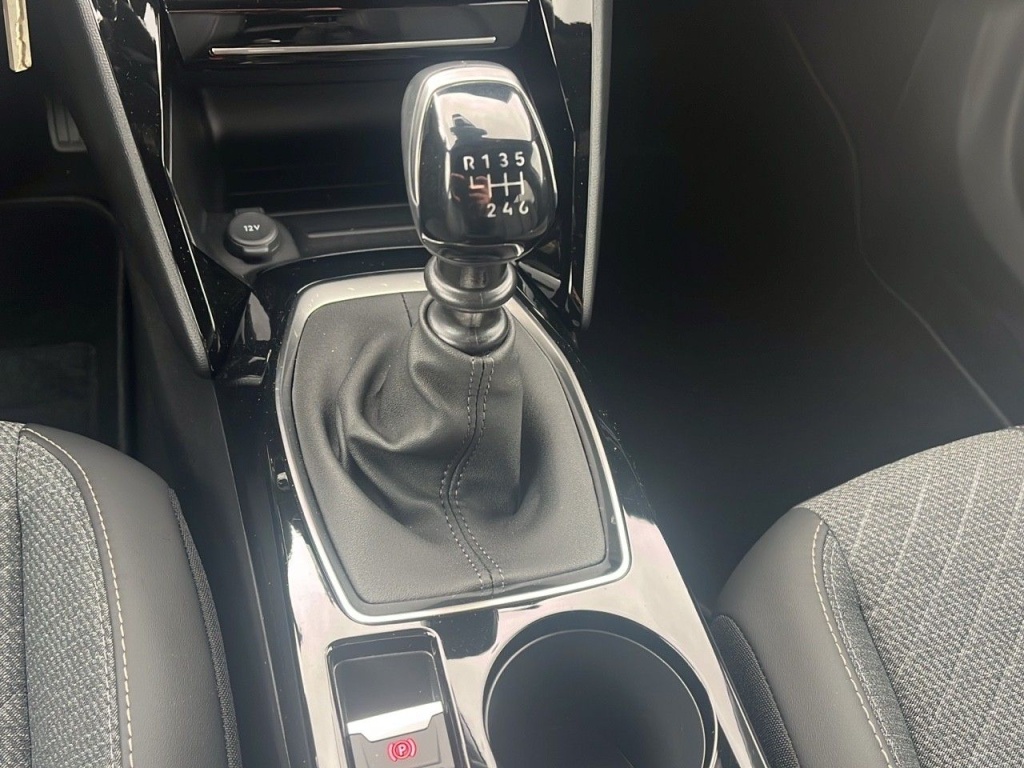 PEUGEOT 2008 1.2 PURETECH 100CH S&S ALLURE - ref: 2-769068 - Photo 6