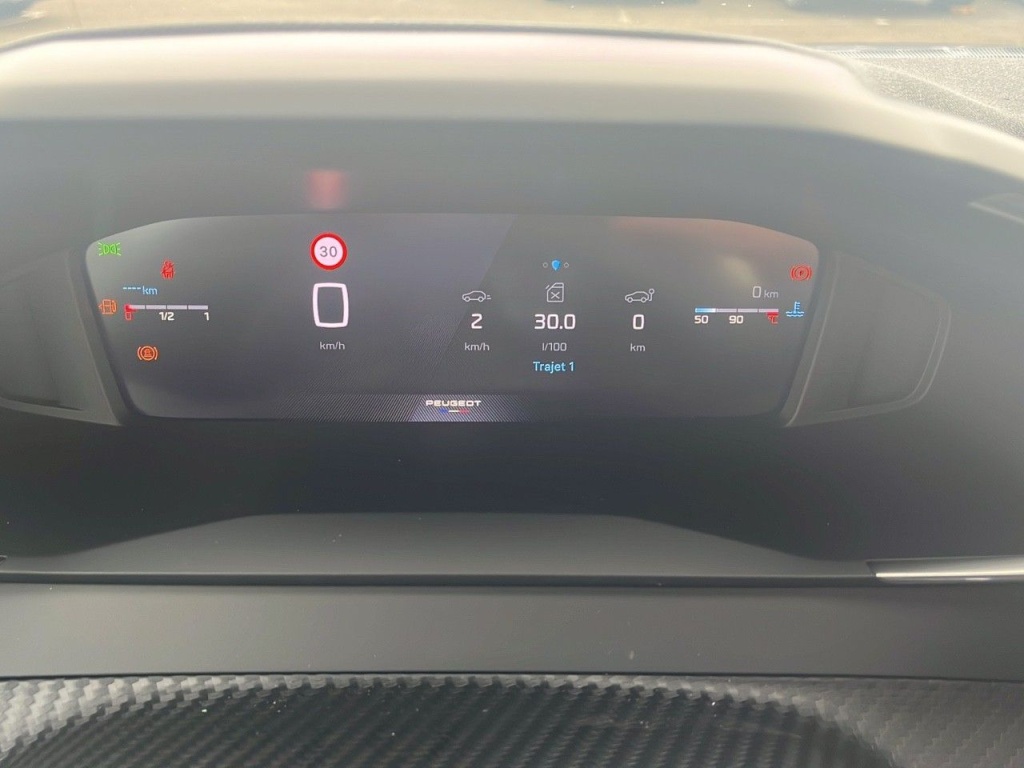 PEUGEOT 2008 1.2 PURETECH 100CH S&S ALLURE - ref: 2-769068 - Photo 9