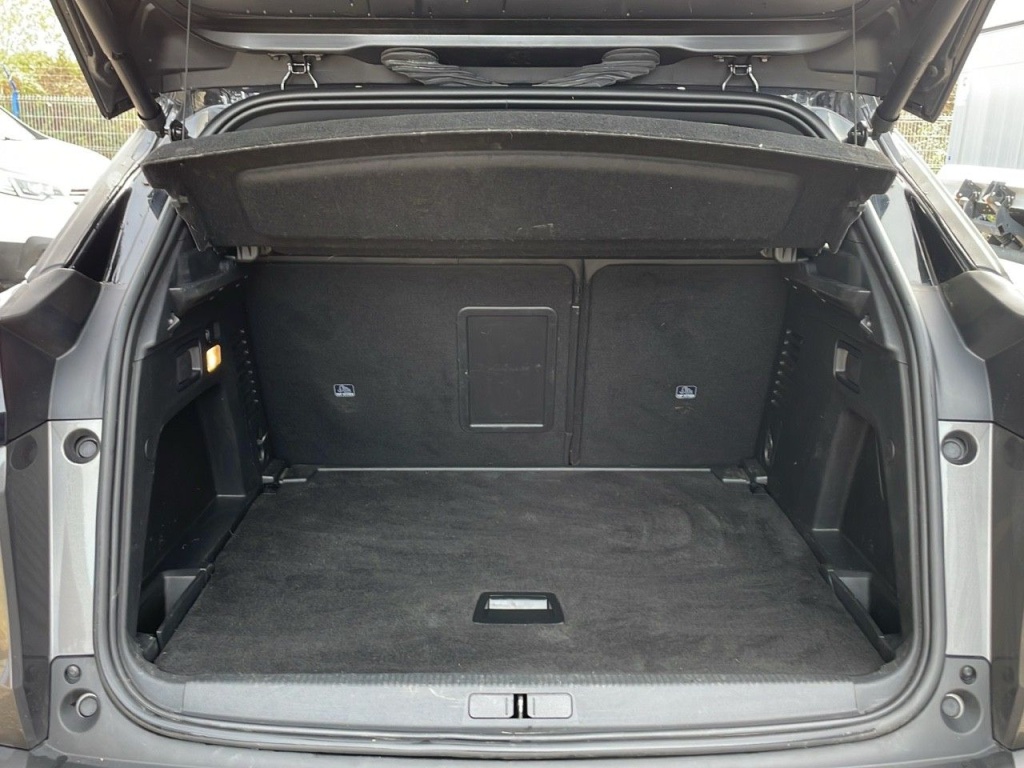 PEUGEOT 3008 1.2 PURETECH 130CH GT - ref: 2-771519 - Photo 2