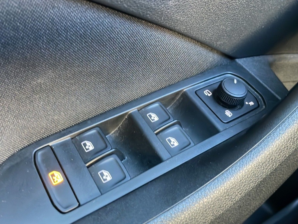 SKODA Kamiq 1.0 TSI 95CH SELECTION - ref: 2-775046 - Photo 16