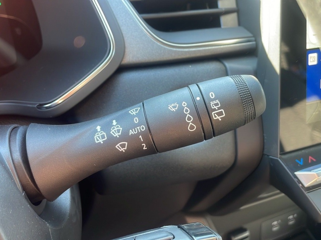 RENAULT Captur 1.6 E-TECH FULL HYBRID 145CH TECHNO - ref: 2-775377 - Photo 10