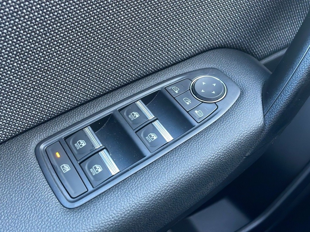 RENAULT Captur 1.6 E-TECH FULL HYBRID 145CH TECHNO - ref: 2-776056 - Photo 16