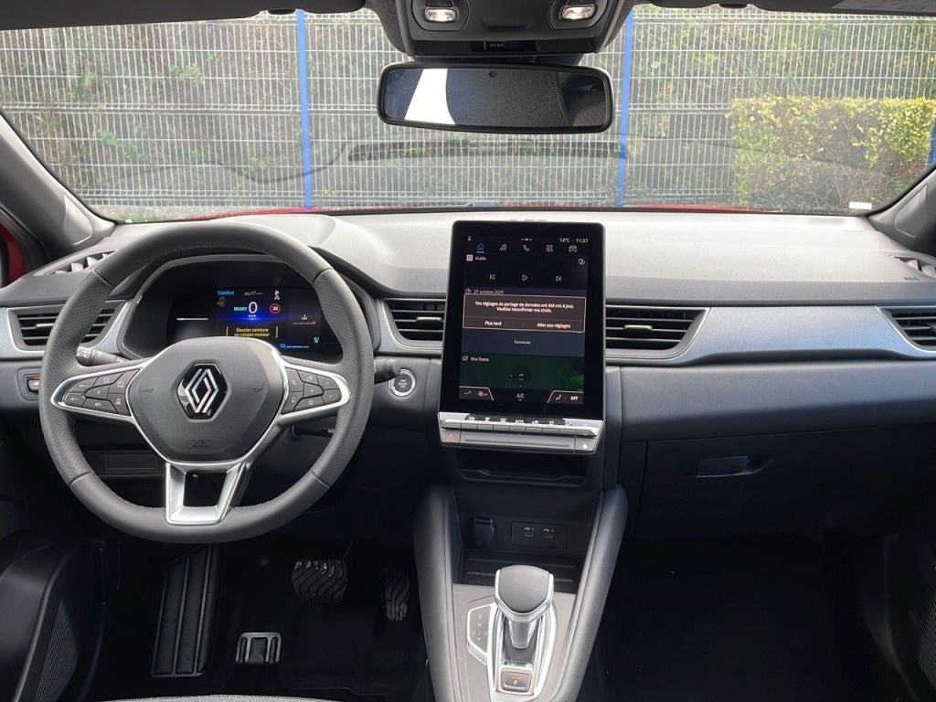 RENAULT Captur 1.6  E-TECH FULL HYBRID 145CH TECHNO - ref: 2-776069 - Photo 4