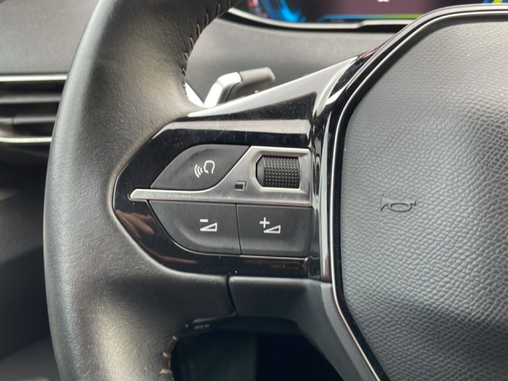 PEUGEOT 3008 1.6 HYBRID 180CH e-EAT8 ALLURE PACK - ref: 2-791700 - Photo 16