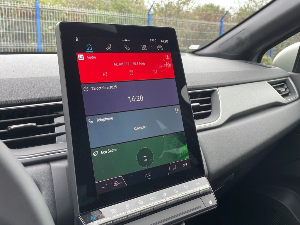 RENAULT Captur 1.6 E-TECH F.HYBRID 145CH TECHNO - ref: 2-793178 - Photo 17