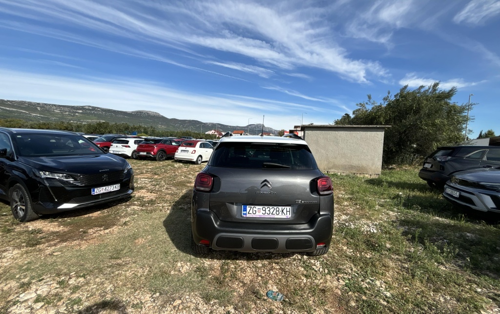 CITROEN C3 Aircross Shine 1.2 PureTech 110HP - ref: 4-131041 - Photo 12