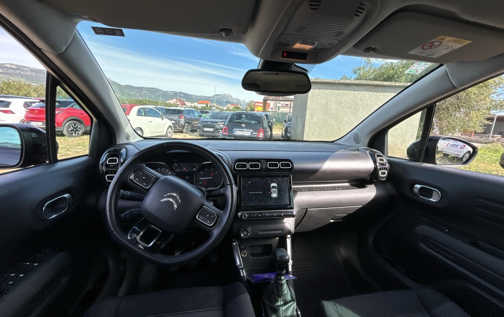 CITROEN C3 Aircross Shine 1.2 PureTech 110HP - ref: 4-131041 - Photo 16