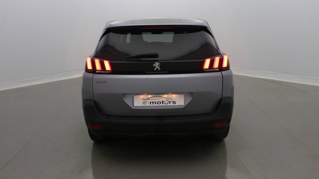PEUGEOT 5008 Active PURETECH 130 ACTIVE +GPS +PDC AR/AV - ref: 5-1240538 - Photo 5